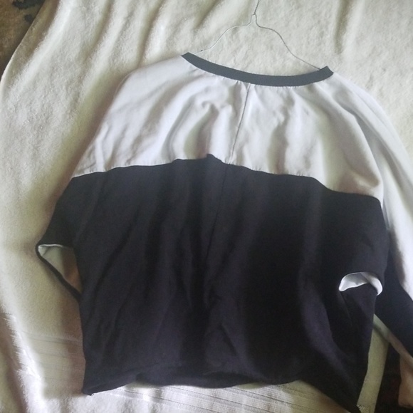 A justice  top - Picture 3 of 3